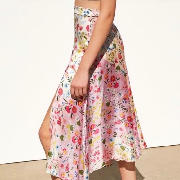 Floral skirt Zara exclusive - Picture 2 of 7